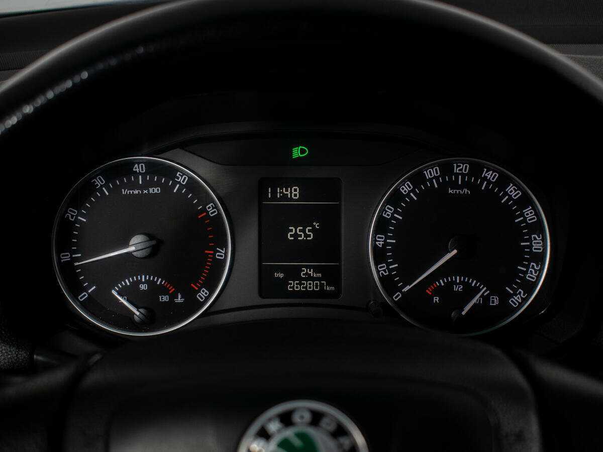 Skoda Octavia 2009 года с пробегом. Фото: #11