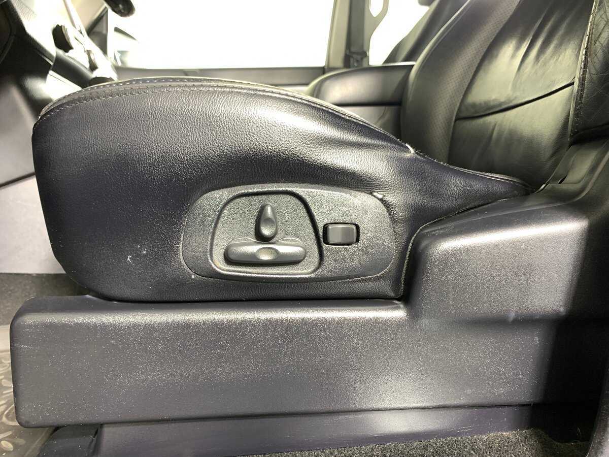 Mitsubishi Pajero 2011 года с пробегом. Фото: #17