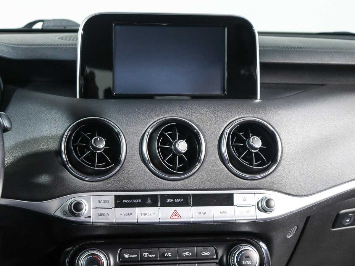 Kia Stinger 2018 года с пробегом. Фото: #10