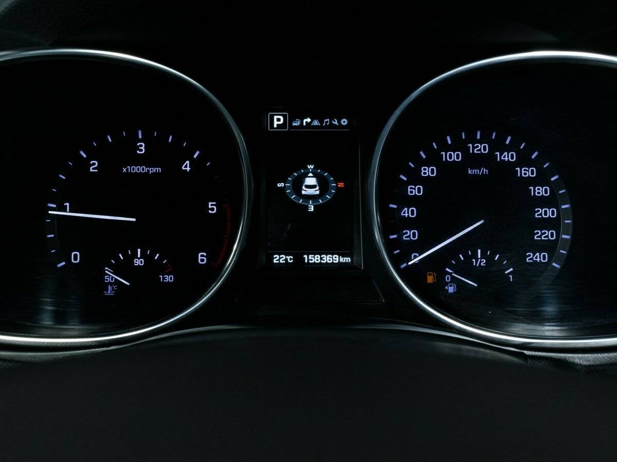 Hyundai Santa Fe 2017 года с пробегом. Фото: #12