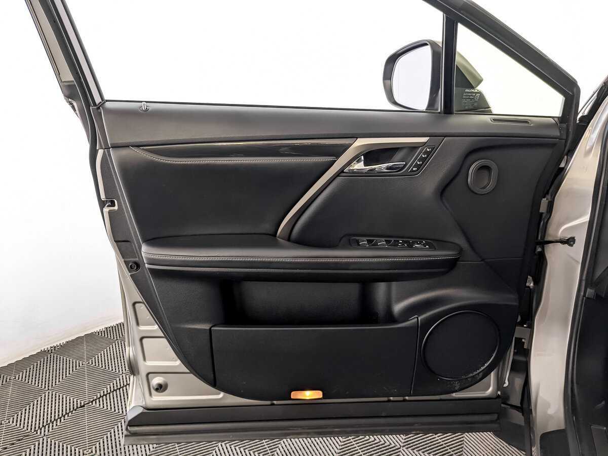 Lexus RX 2019 года с пробегом. Фото: #18