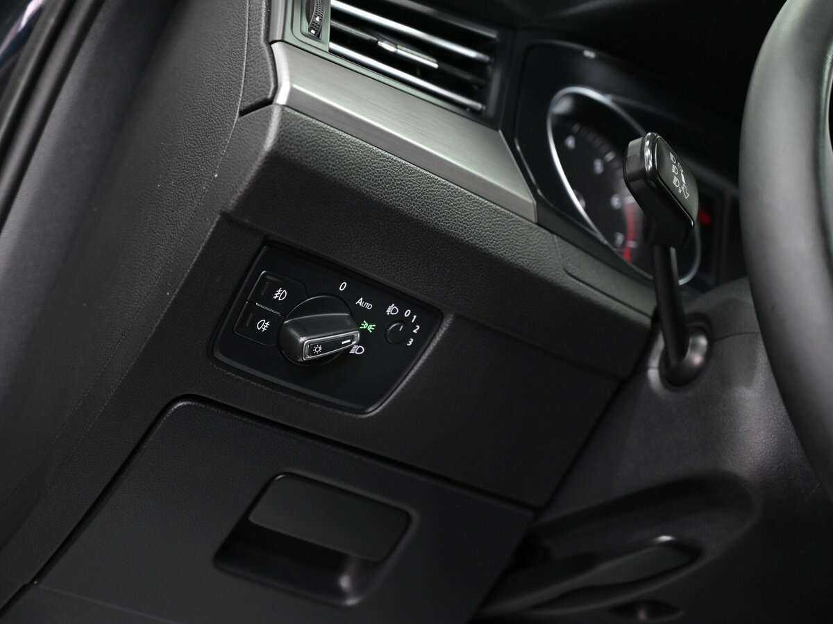 Volkswagen Passat 2016 года с пробегом. Фото: #7