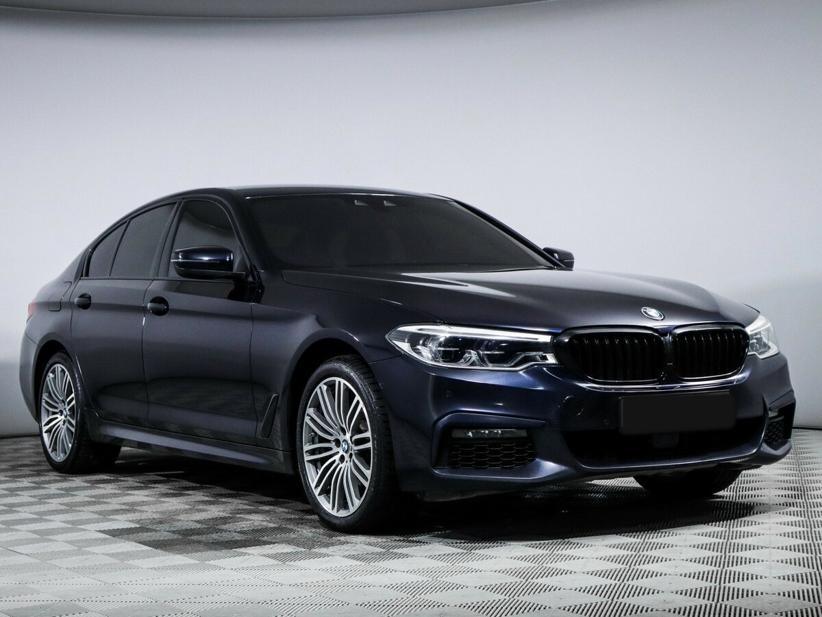 BMW 5 серии 2020 года с пробегом. Фото: #2