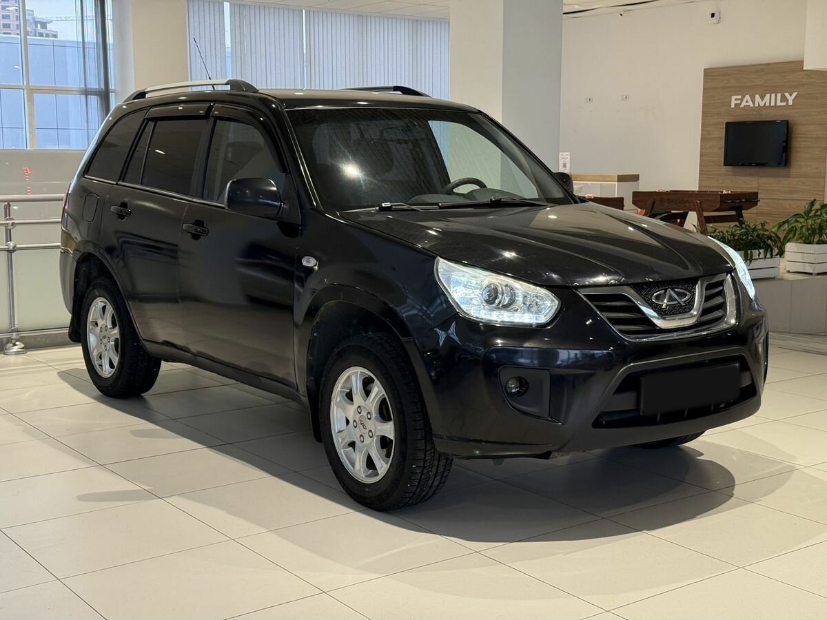 Chery Tiggo (T11) 2015 года с пробегом. Фото: #2