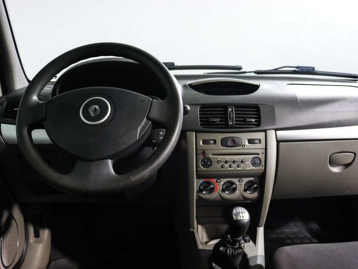 Renault Symbol 2011 года с пробегом. Фото: #9