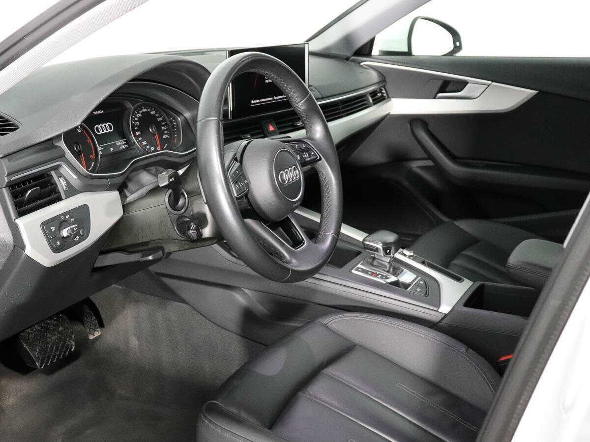 Audi A4 2021 года с пробегом. Фото: #9