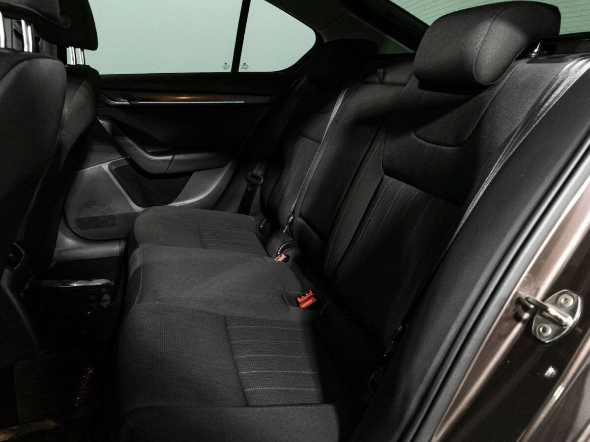Skoda Octavia 2018 года с пробегом. Фото: #9
