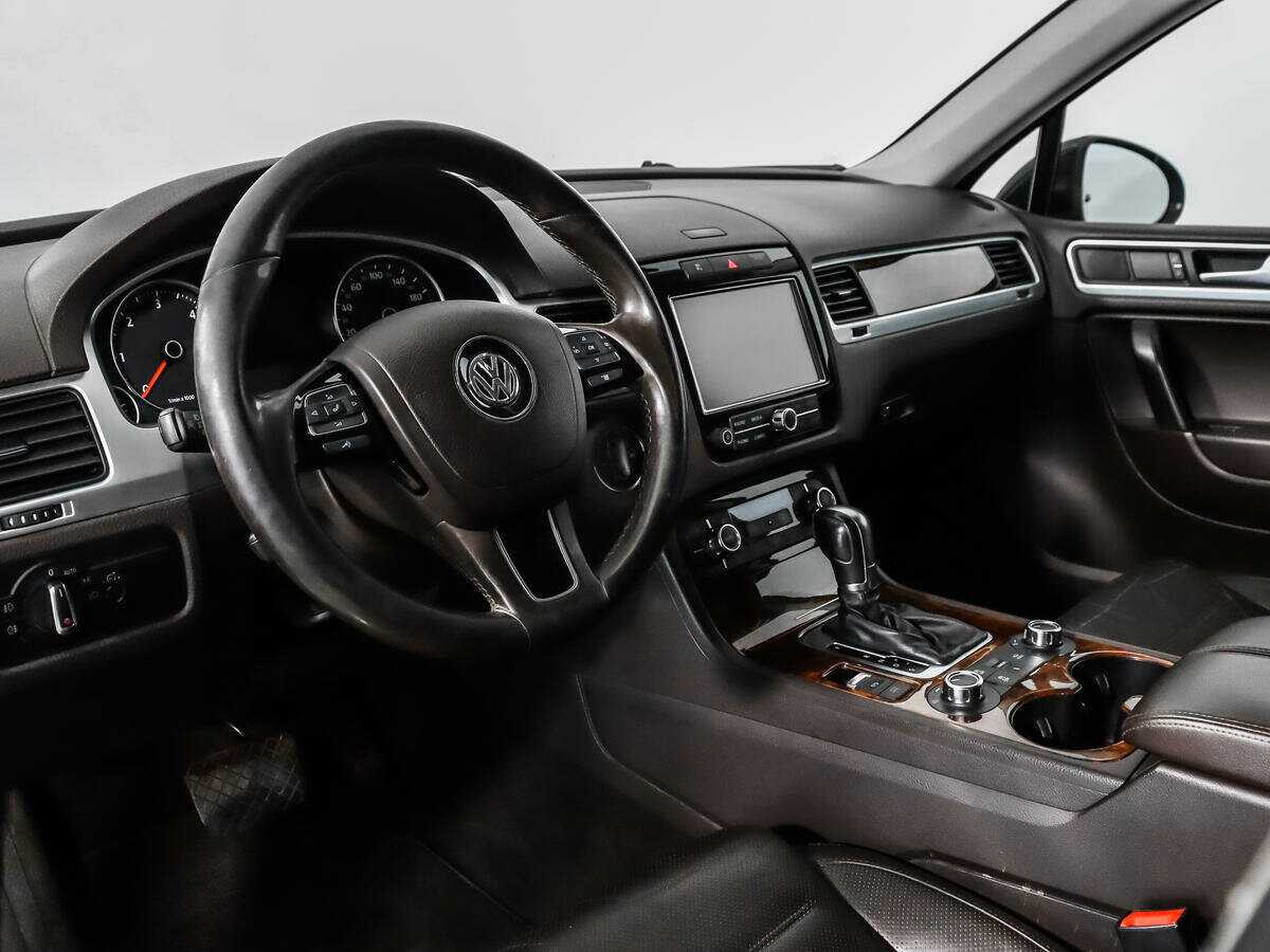 Volkswagen Touareg 2010 года с пробегом. Фото: #8
