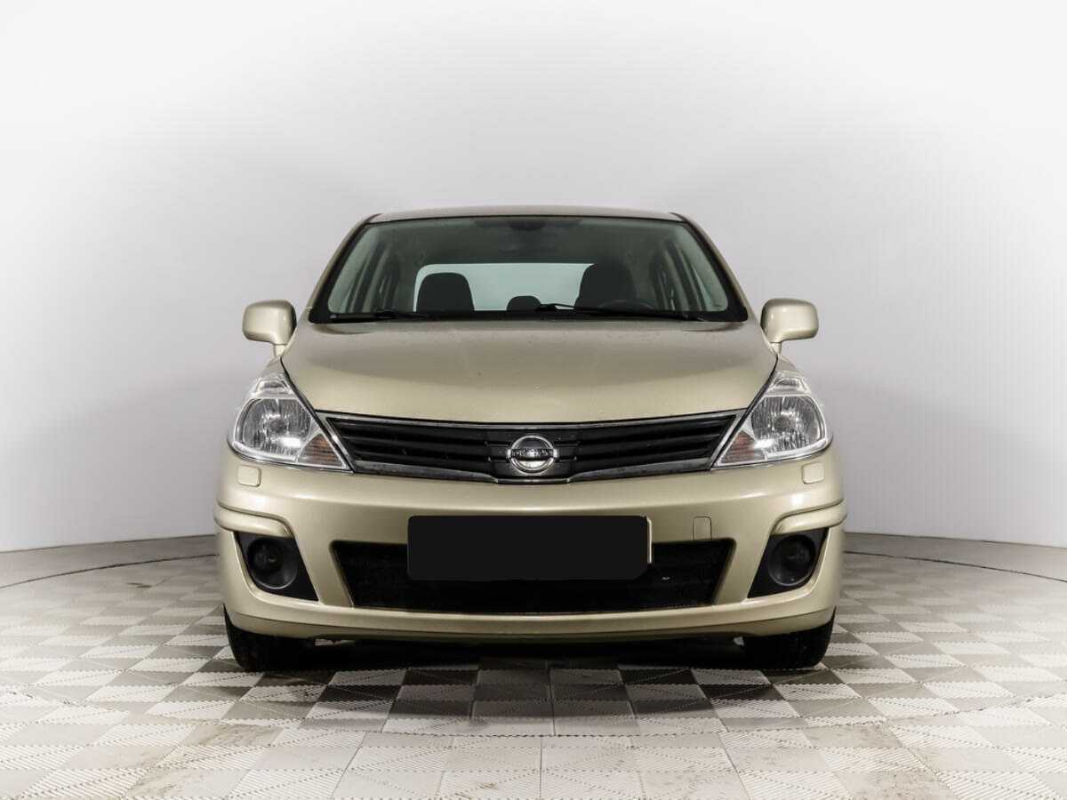 Nissan Tiida 2011 года с пробегом. Фото: #1