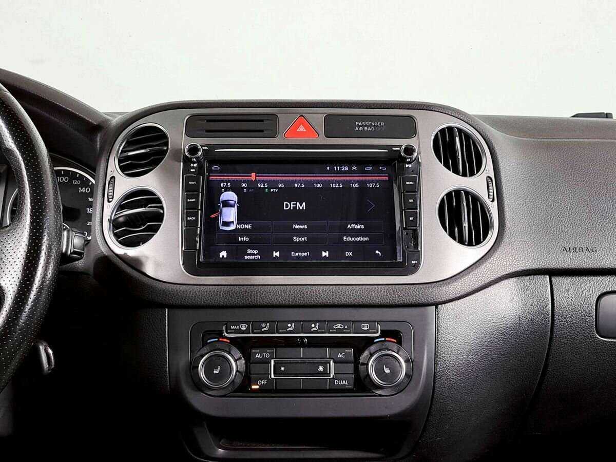 Volkswagen Tiguan 2010 года с пробегом. Фото: #12