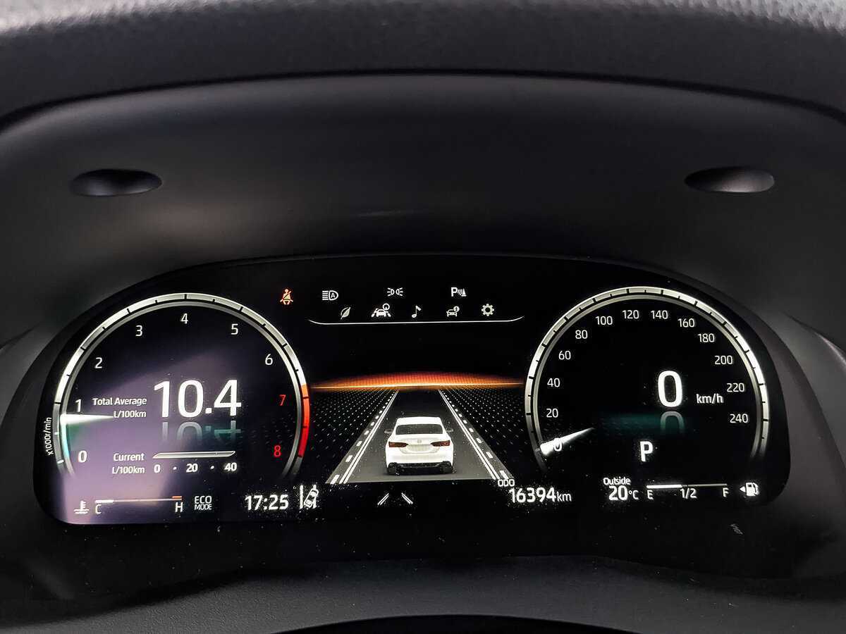 Toyota Camry 2023 года с пробегом. Фото: #15