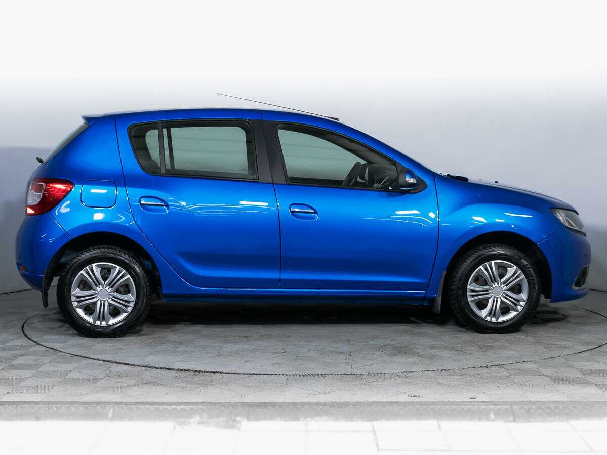 Renault Sandero 2016 года с пробегом. Фото: #3