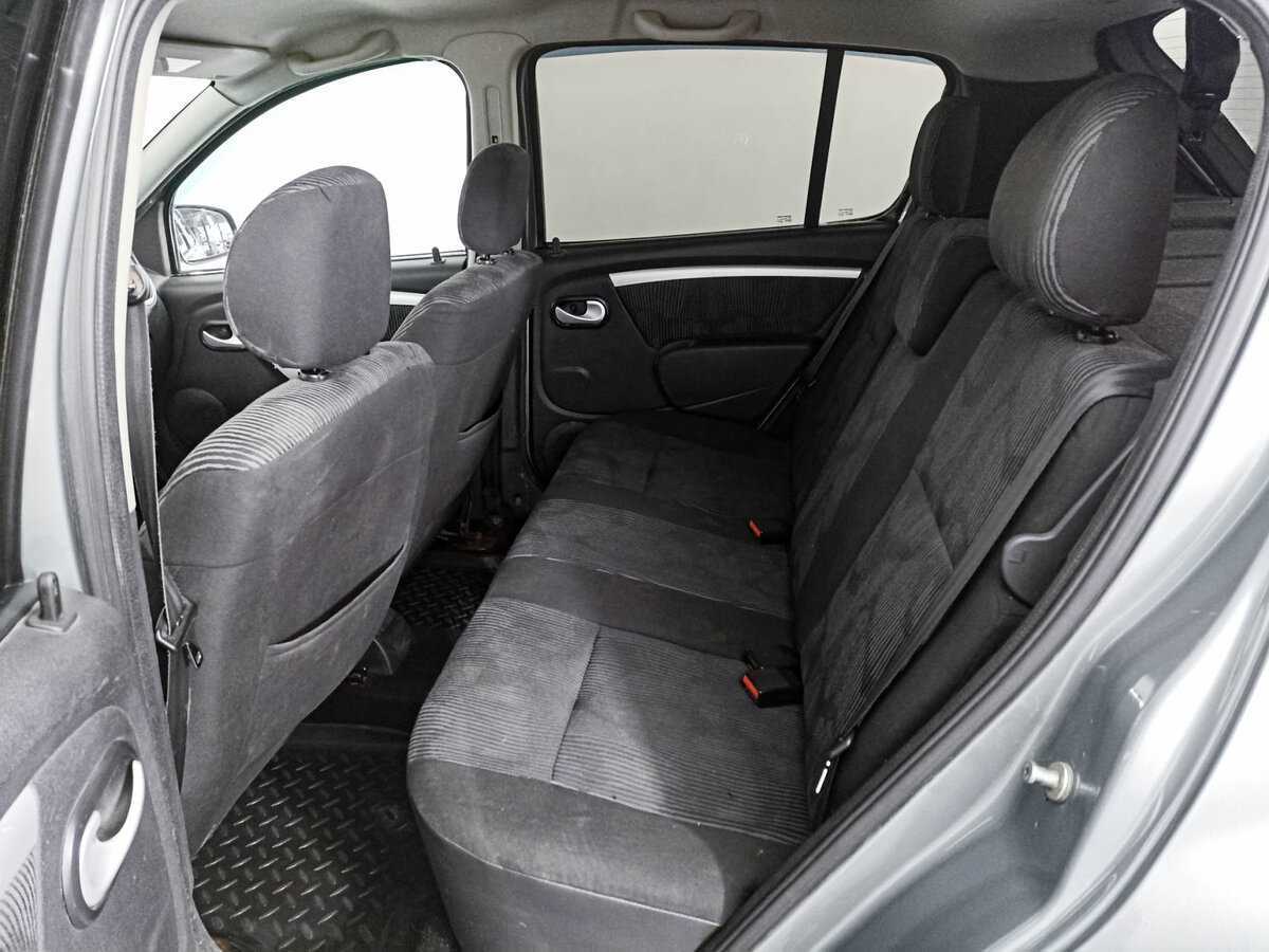 Renault Sandero 2010 года с пробегом. Фото: #8