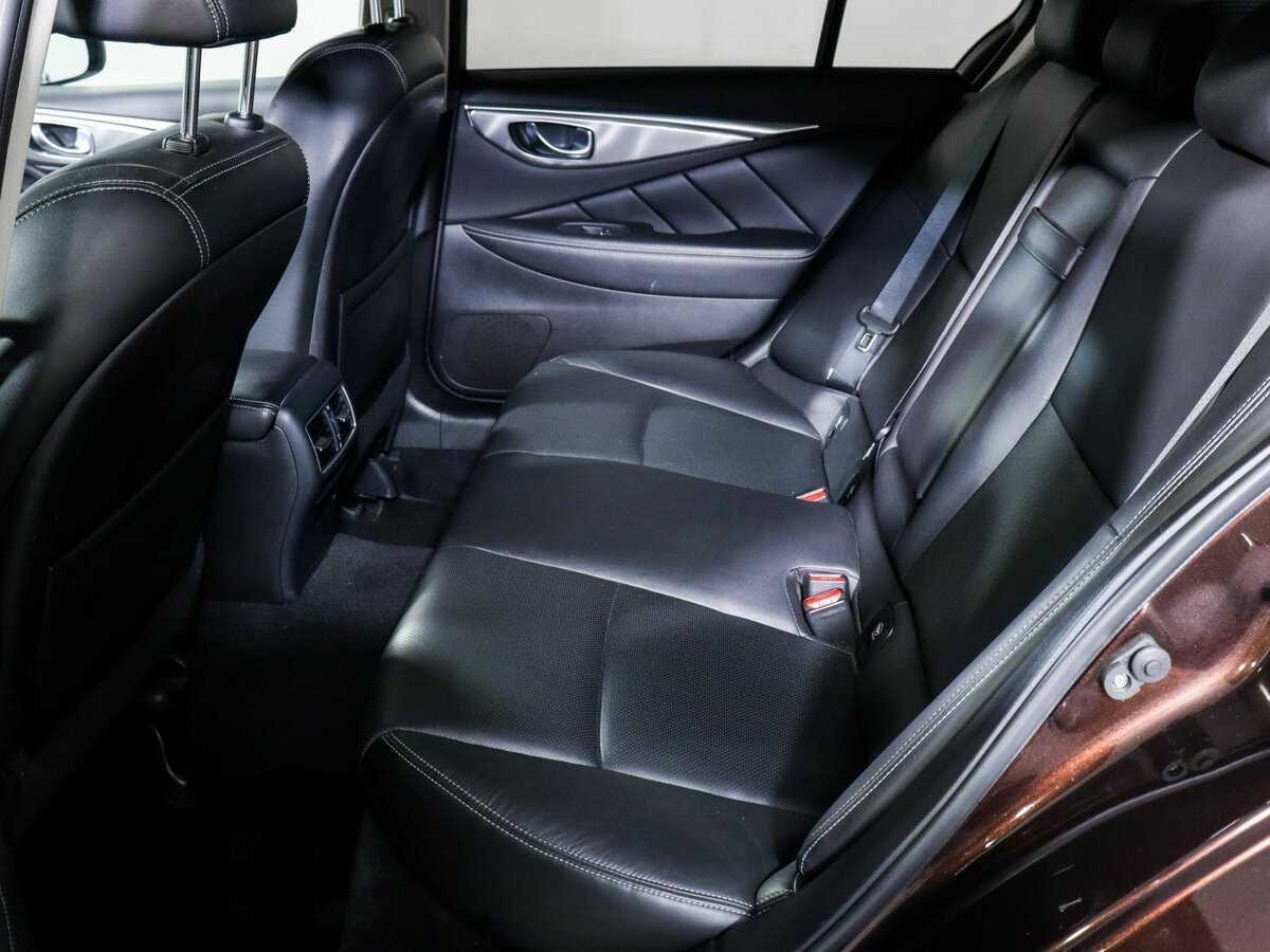 Infiniti Q50 2017 года с пробегом. Фото: #7