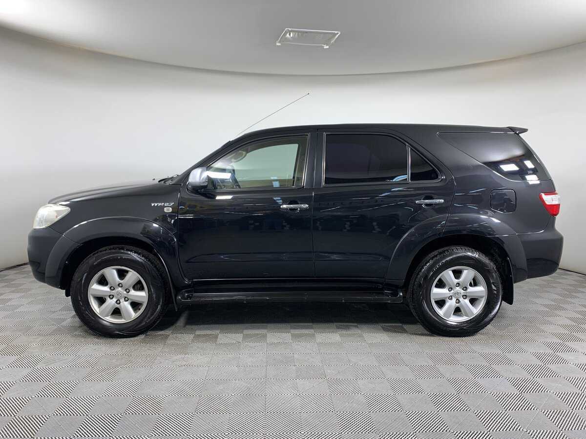 Toyota Fortuner 2011 года с пробегом. Фото: #7