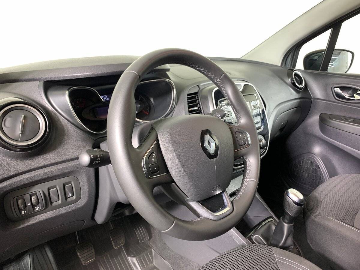 Renault Kaptur 2019 года с пробегом. Фото: #10