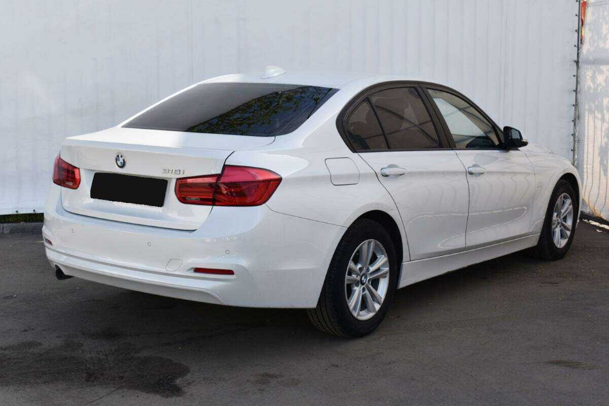 BMW 3 серии 2018 года с пробегом. Фото: #4
