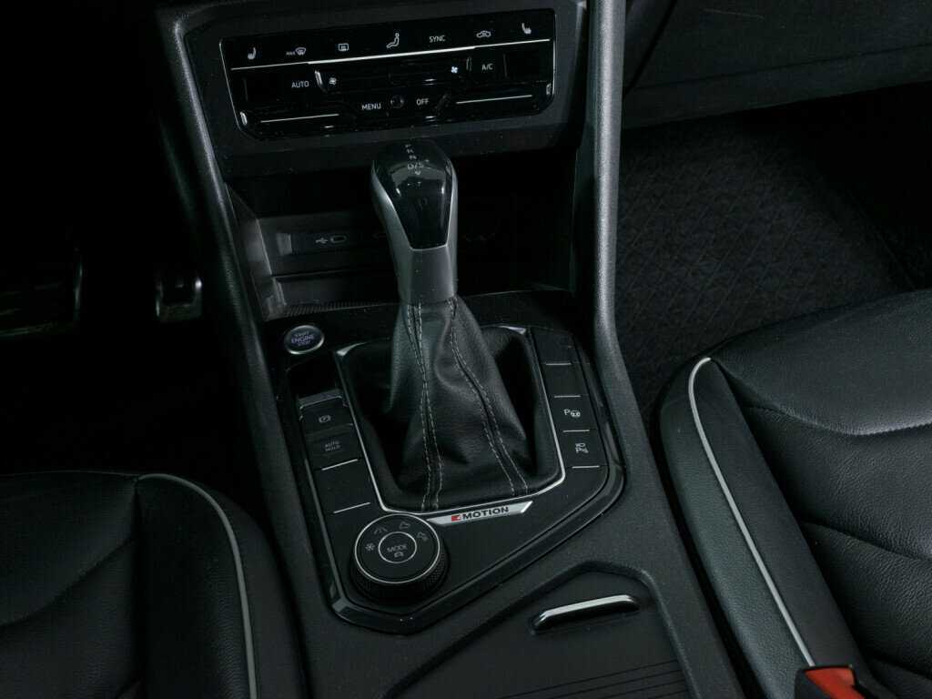Volkswagen Tiguan 2021 года с пробегом. Фото: #12