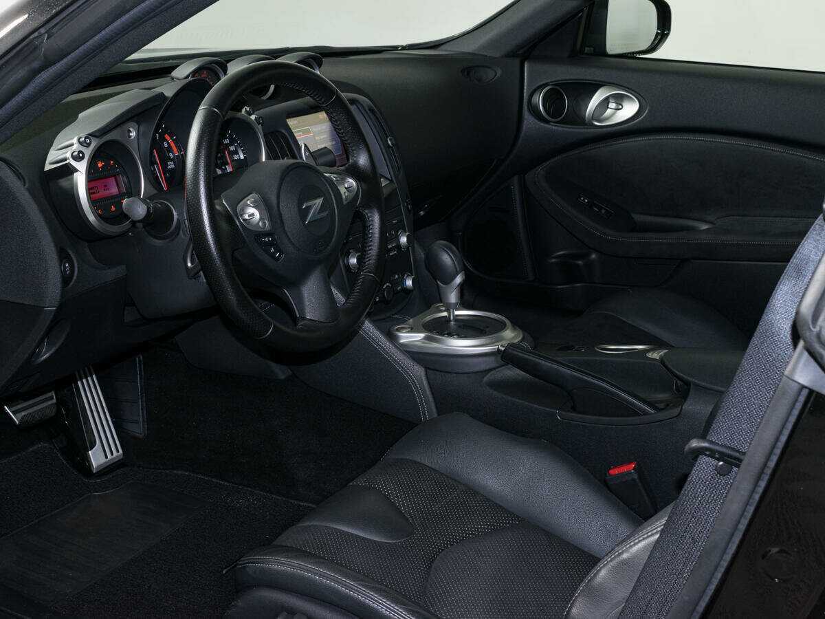 Nissan 370Z 2019 года с пробегом. Фото: #10