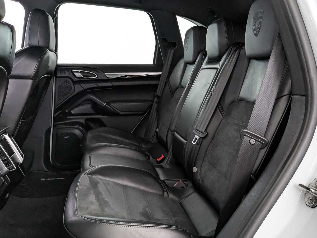 Porsche Cayenne 2016 года с пробегом. Фото: #15