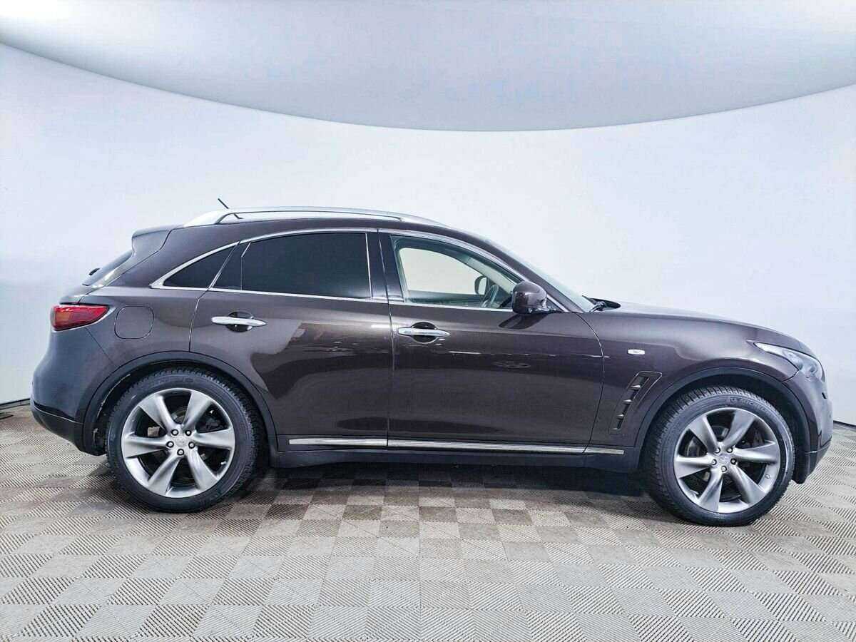 Infiniti FX 2009 года с пробегом. Фото: #3