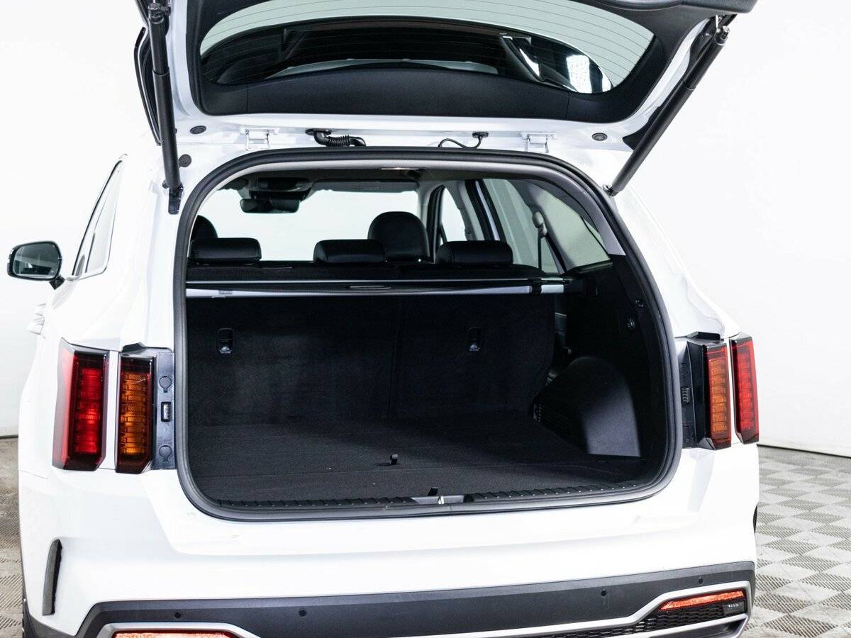 Kia Sorento 2023 года с пробегом. Фото: #8
