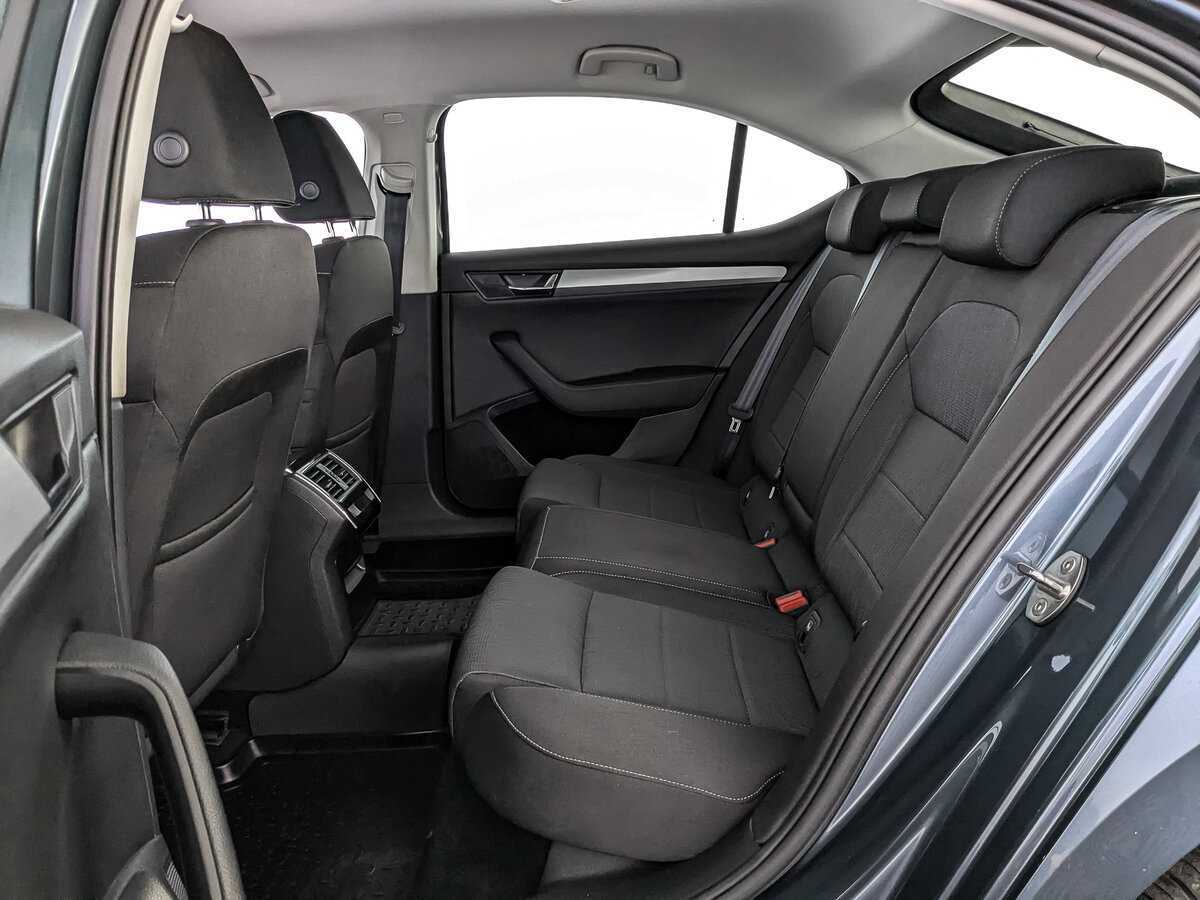 Skoda Superb 2018 года с пробегом. Фото: #13