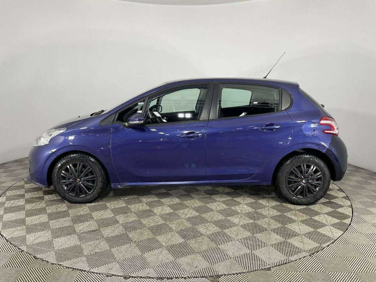 Peugeot 208 2014 года с пробегом. Фото: #4