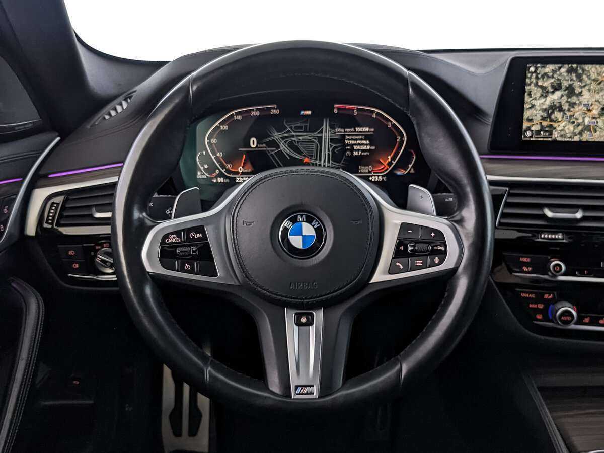 BMW 5 серии 2019 года с пробегом. Фото: #15