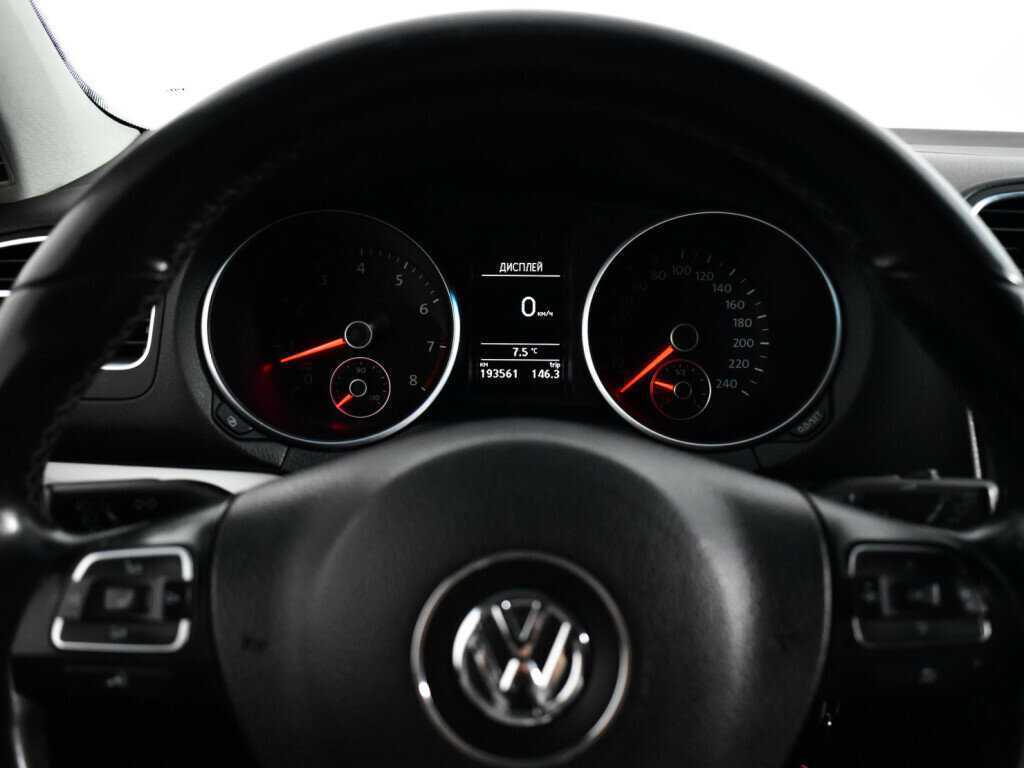 Volkswagen Golf 2011 года с пробегом. Фото: #10