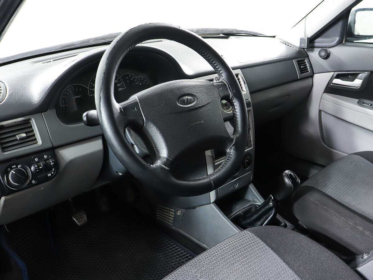 Lada (ВАЗ) Priora 2010 года с пробегом. Фото: #8