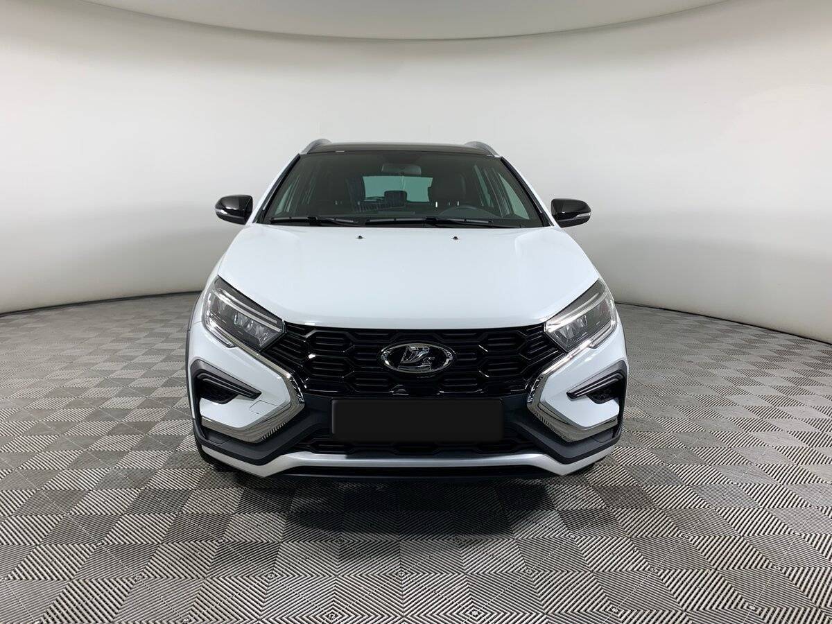 Lada (ВАЗ) Vesta 2024 года с пробегом. Фото: #1