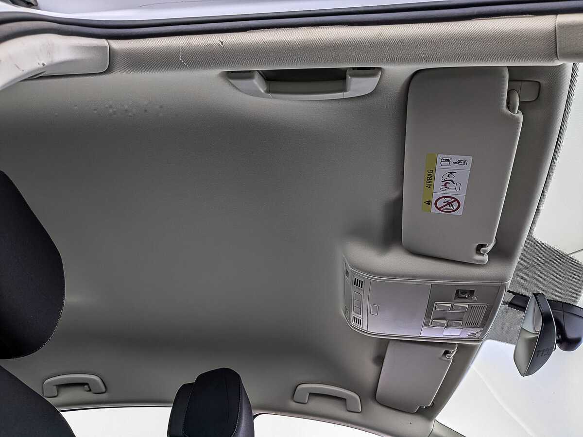 Volkswagen Passat 2019 года с пробегом. Фото: #22