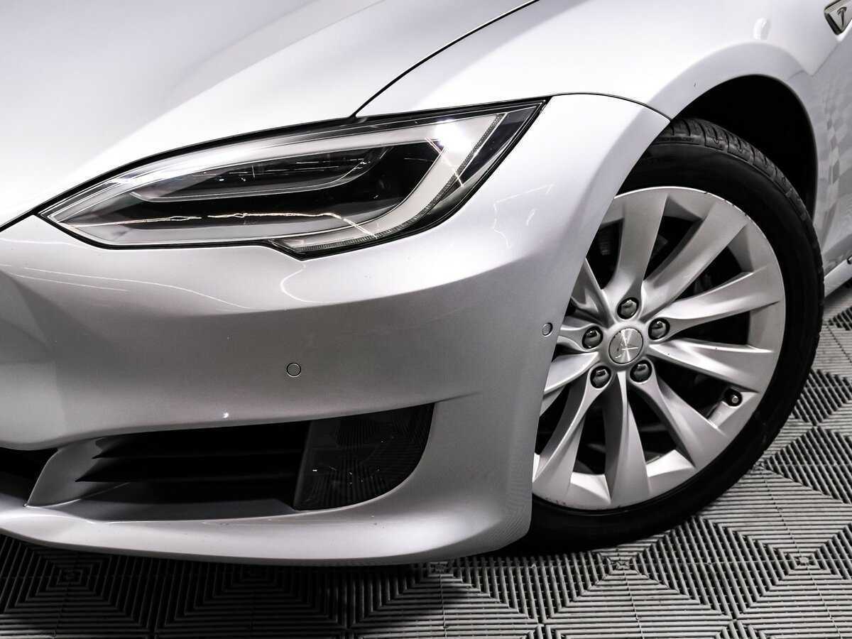 Tesla Model S 2016 года с пробегом. Фото: #16
