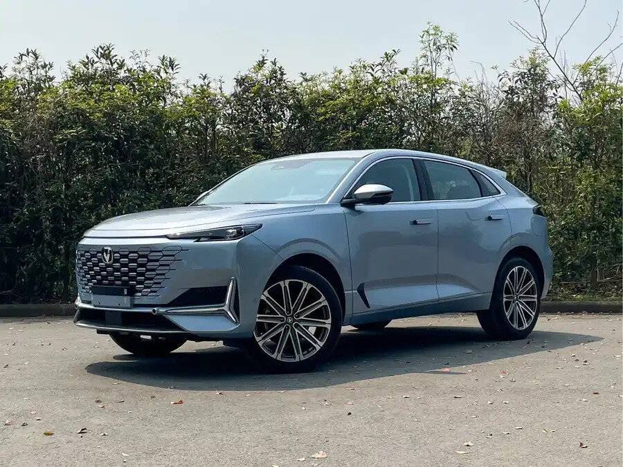 Changan UNI-K 2022 года с пробегом. Посмотреть фото