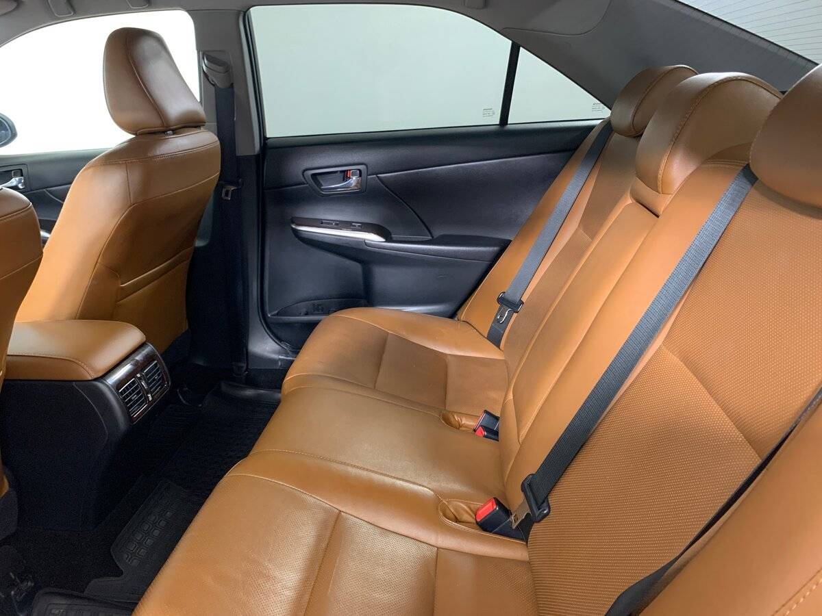 Toyota Camry 2017 года с пробегом. Фото: #17