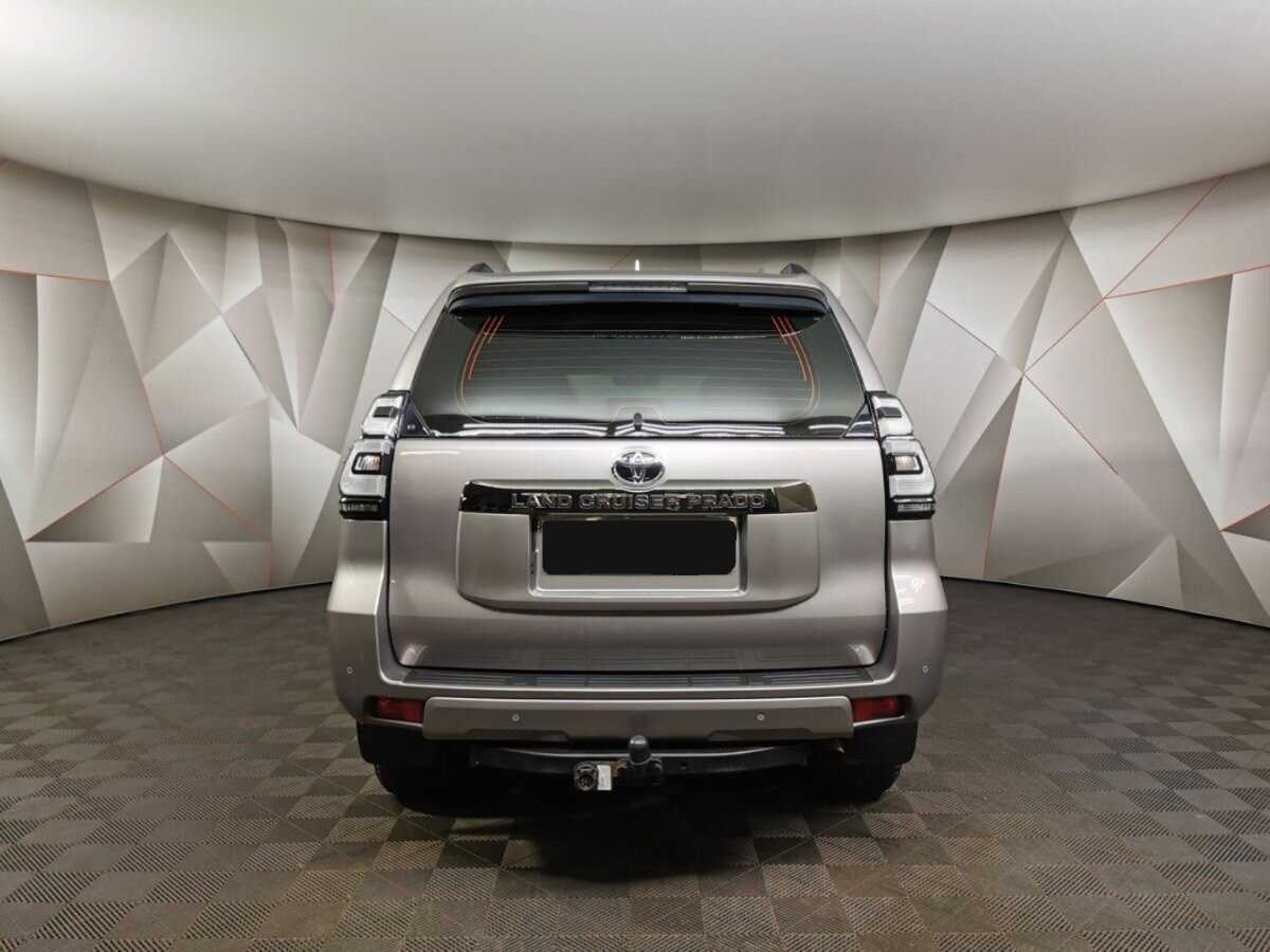 Toyota Land Cruiser Prado 2020 года с пробегом. Фото: #7