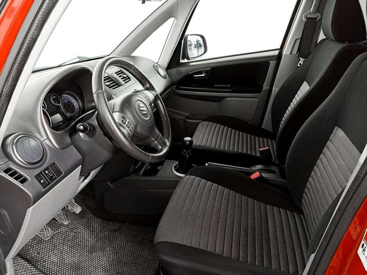 Suzuki SX4 2011 года с пробегом. Фото: #12