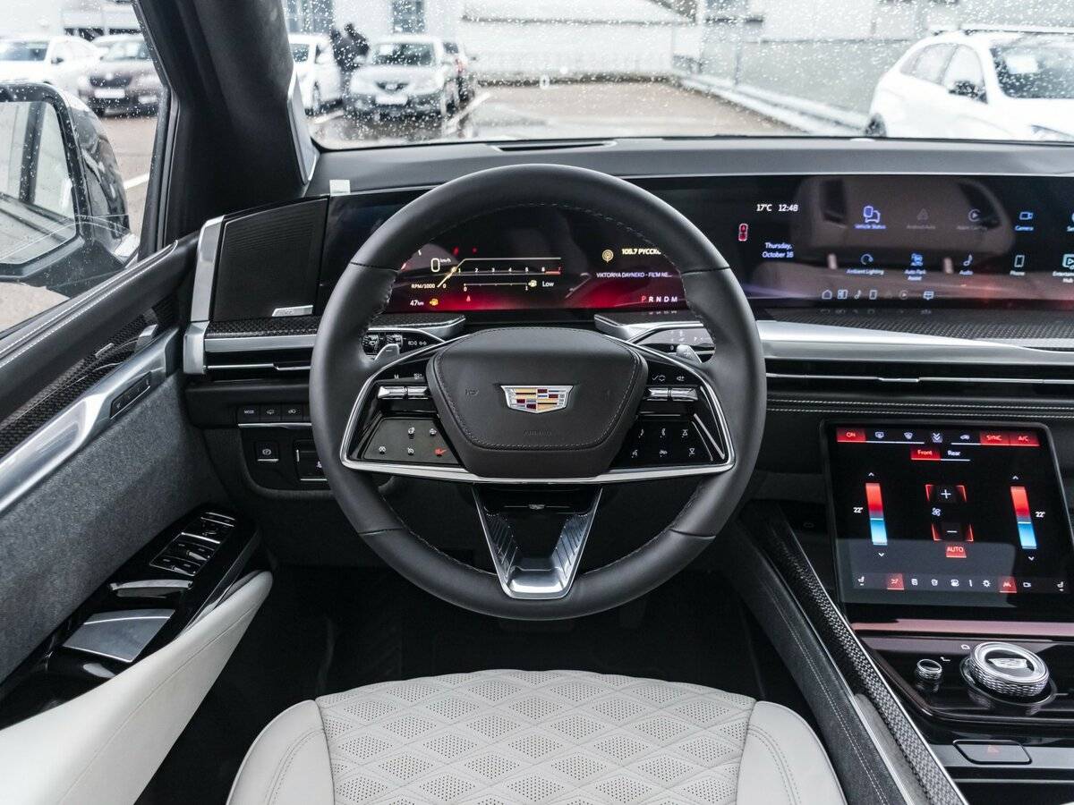 Cadillac Escalade-V 2025 года с пробегом. Фото: #16