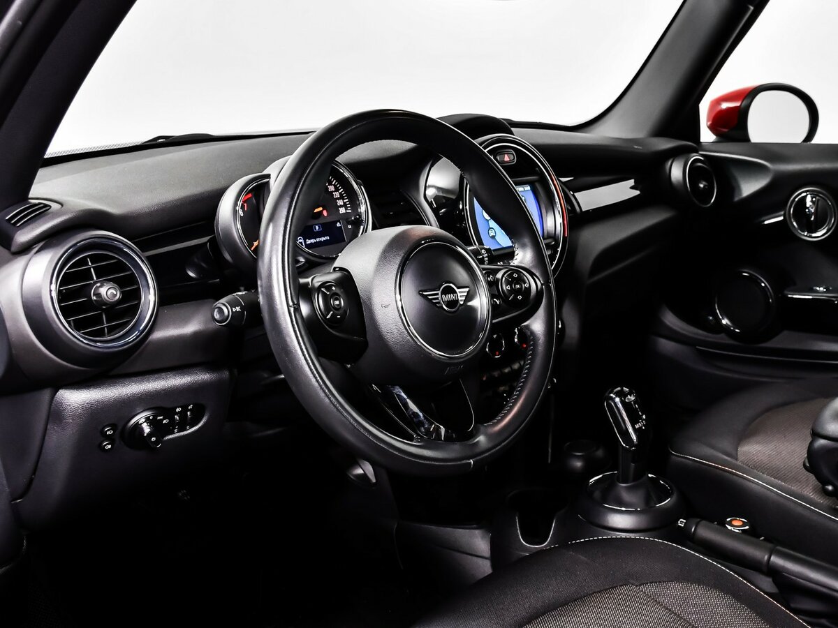 Mini Hatch 2019 года с пробегом. Фото: #11