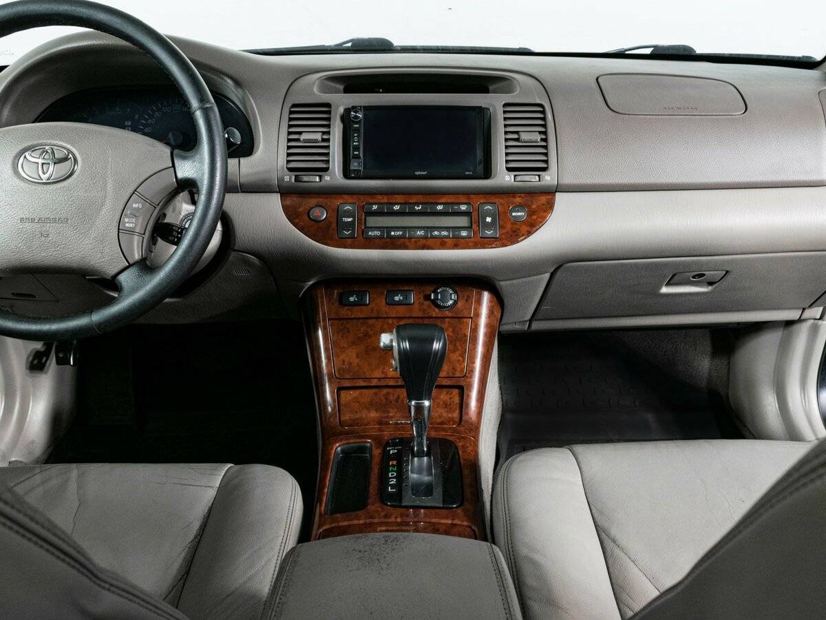 Toyota Camry 2005 года с пробегом. Фото: #7