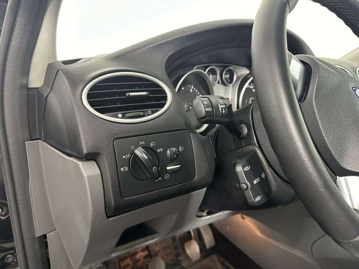 Ford Focus 2008 года с пробегом. Фото: #8
