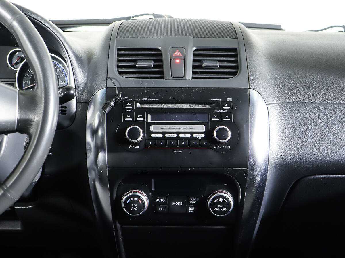 Suzuki SX4 2010 года с пробегом. Фото: #13
