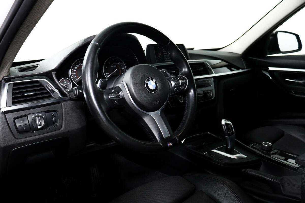 BMW 3 серии 2016 года с пробегом. Фото: #12