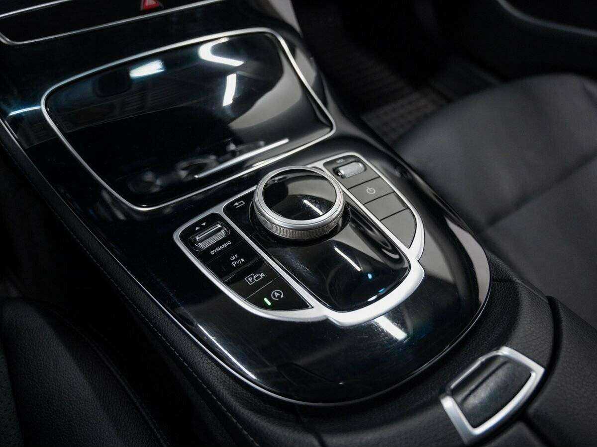Mercedes-Benz E-Класс 2017 года с пробегом. Фото: #18
