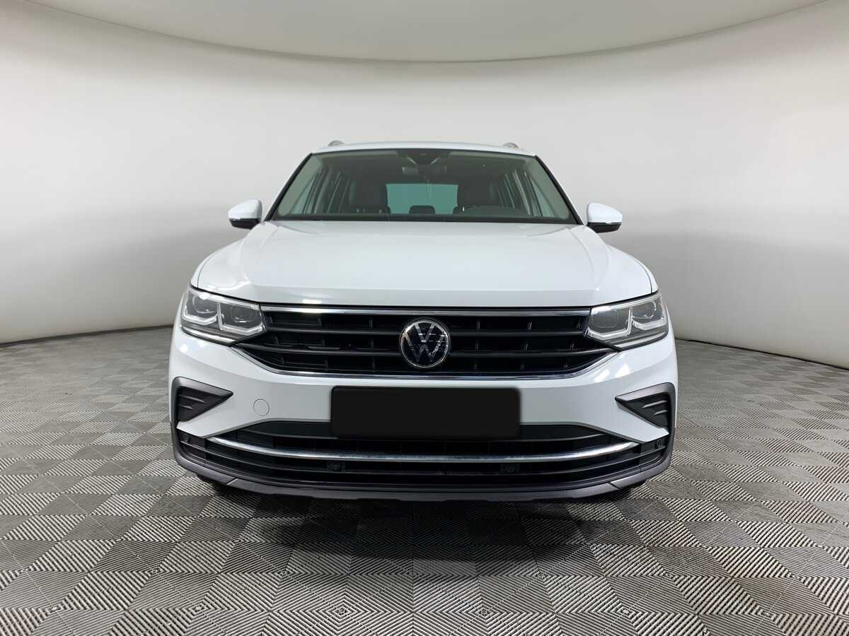 Volkswagen Tiguan 2021 года с пробегом. Фото: #1