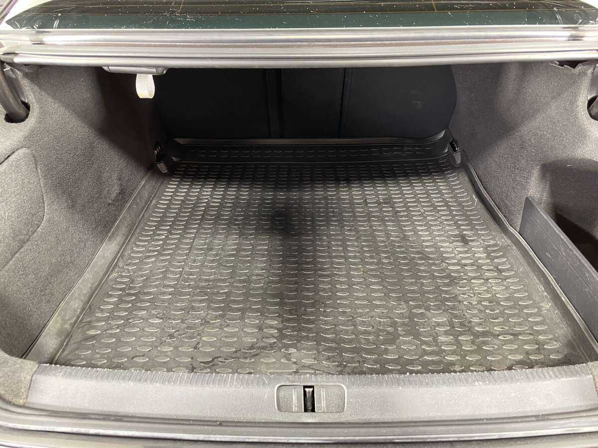 Volkswagen Passat CC 2011 года с пробегом. Фото: #7