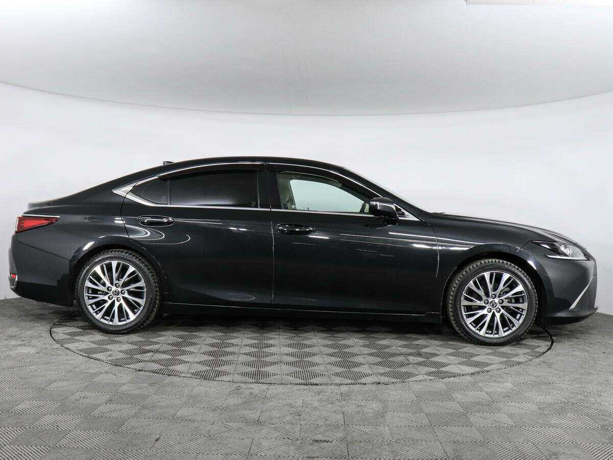 Lexus ES 2019 года с пробегом. Фото: #3