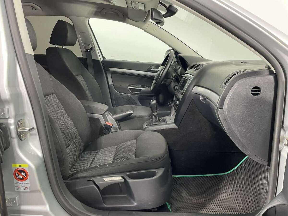 Skoda Octavia 2010 года с пробегом. Фото: #13