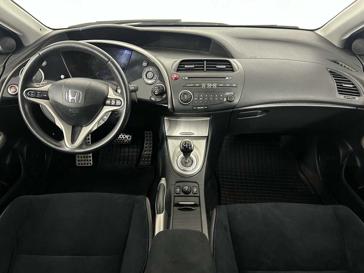 Honda Civic 2008 года с пробегом. Фото: #6